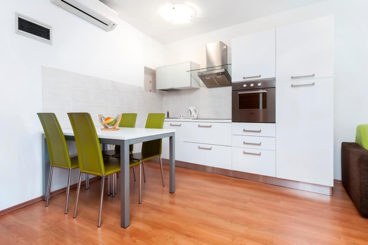 Sea View Apartment Rovinj Exterior foto